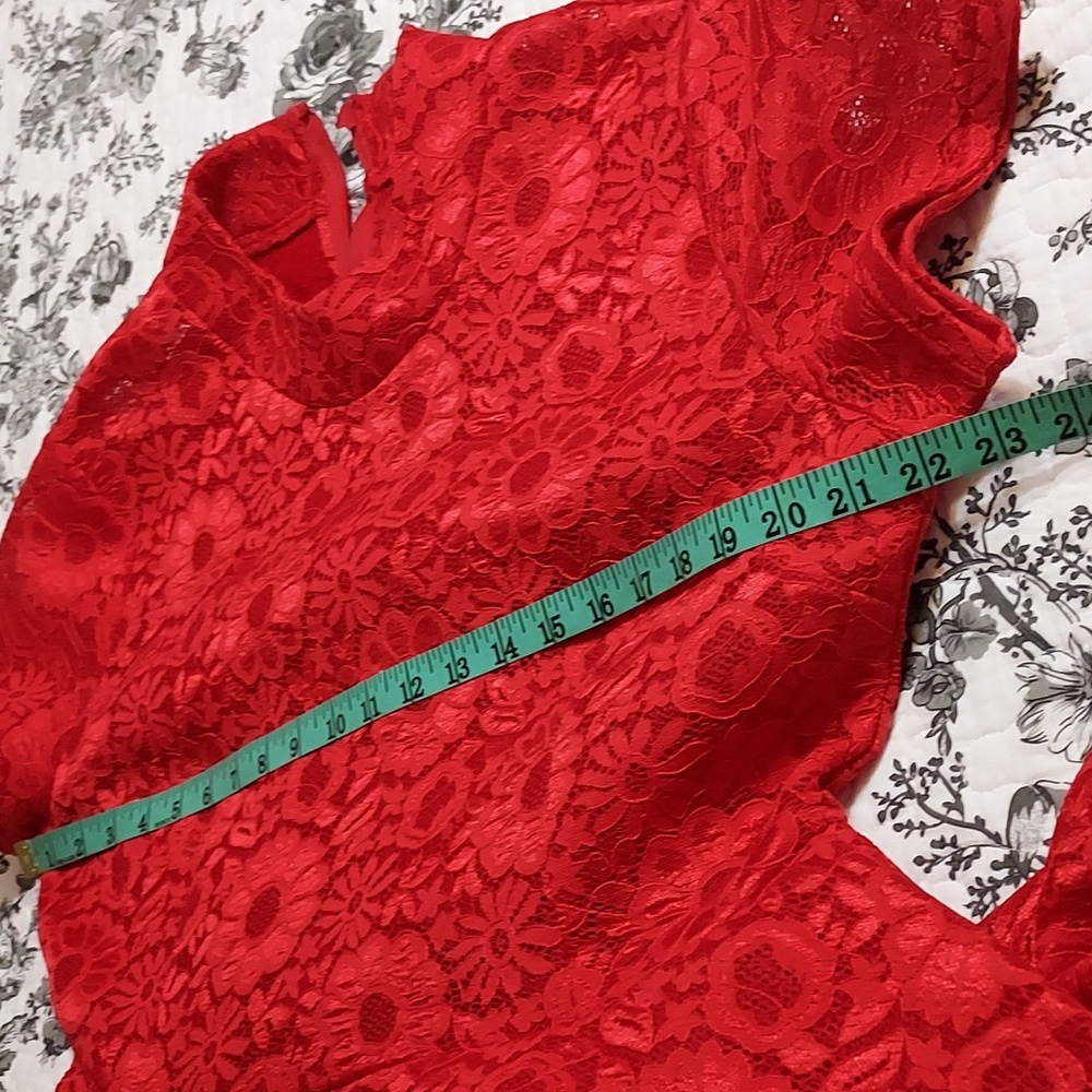 EIEN EUC Red Lace Dress - Picture 9 of 12
